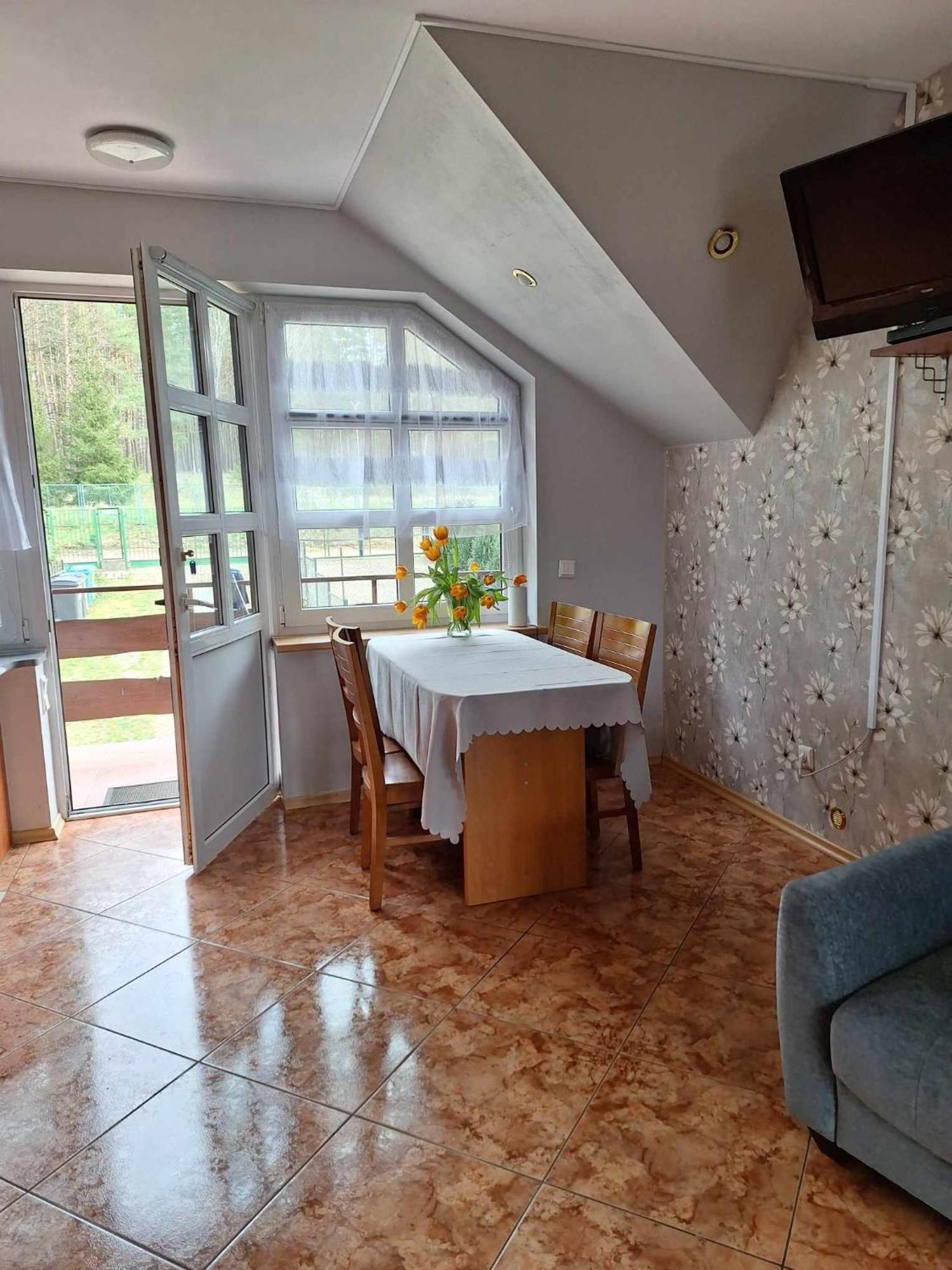 Apartamenty Dom nad Jeziorem Gleboczek Esterno foto